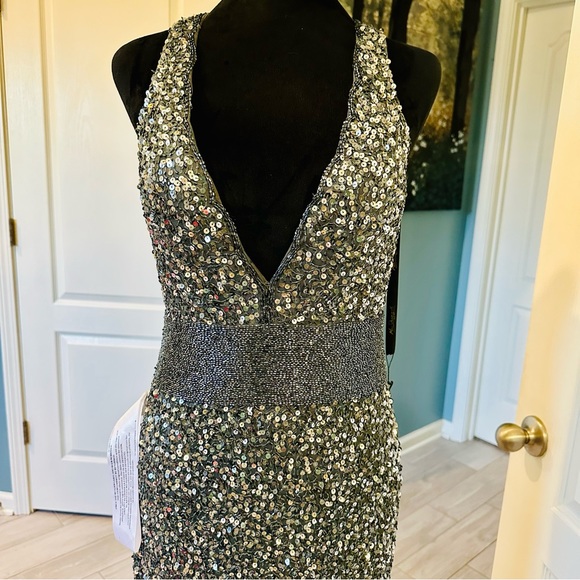 Mac Duggal Sequin V-Neck Empire Waist Sleeveless  Gown Size 8 Charcoal NWT 4930 - Picture 11 of 15